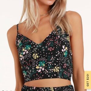 Lulus Poinsettia Black Floral Print Lace-Up Crop Top